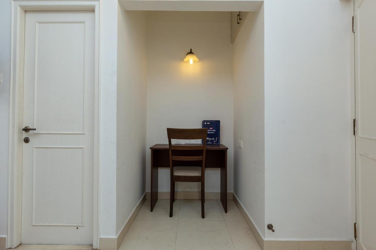 Oyo 23202 Cute Orange Service Apartments Chennai Exterior photo