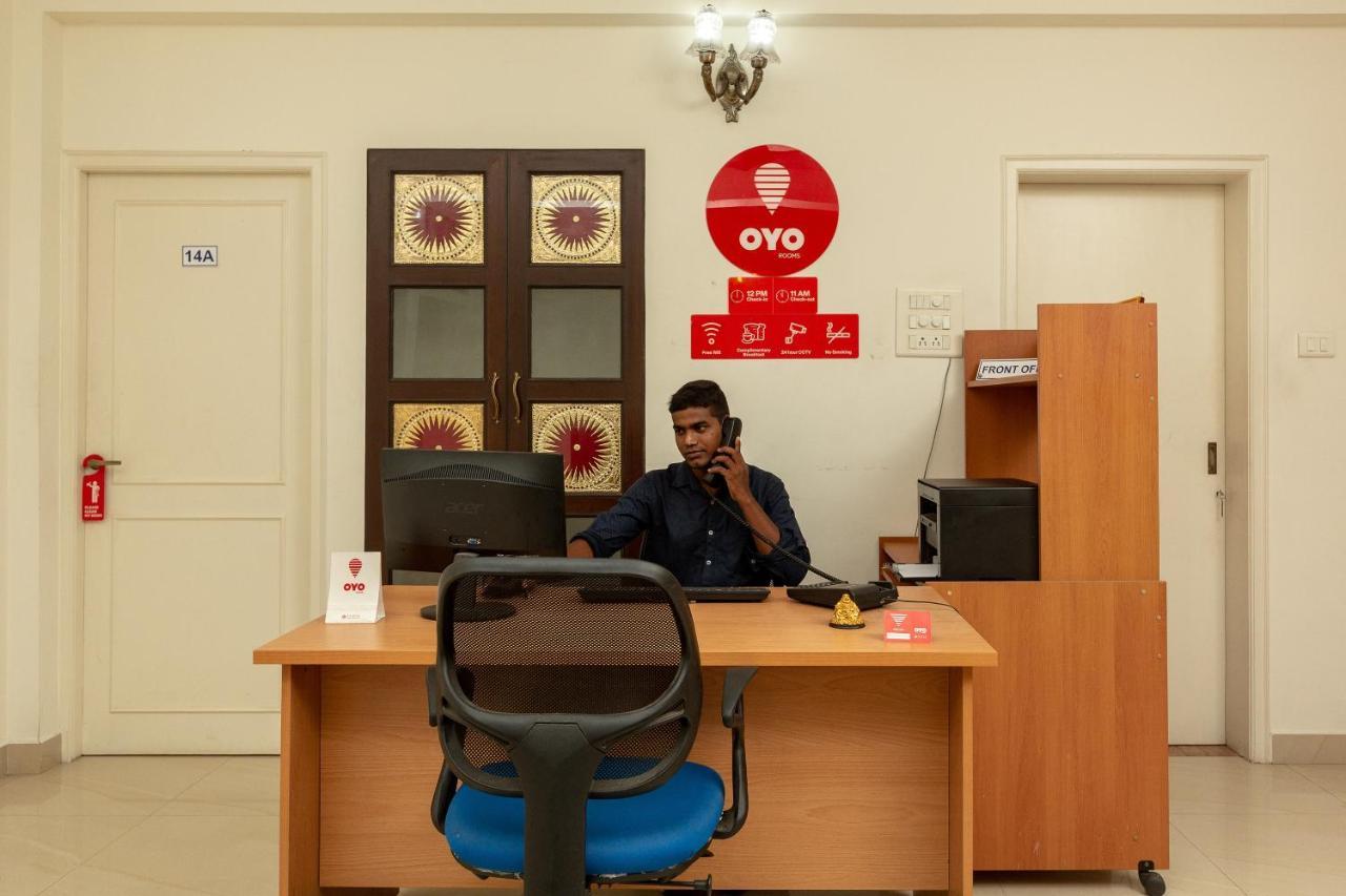 Oyo 23202 Cute Orange Service Apartments Chennai Exterior photo