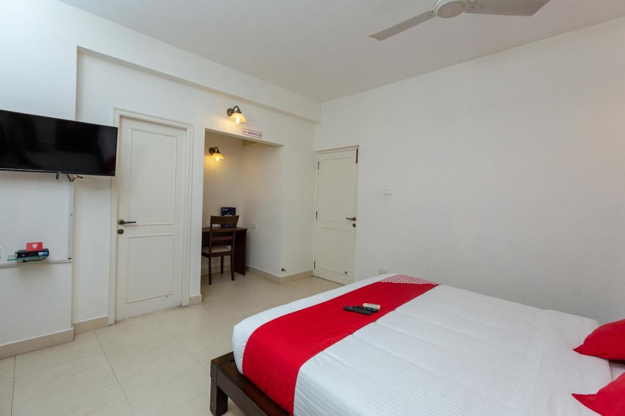 Oyo 23202 Cute Orange Service Apartments Chennai Exterior photo