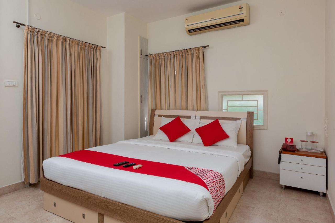 Oyo 23202 Cute Orange Service Apartments Chennai Exterior photo