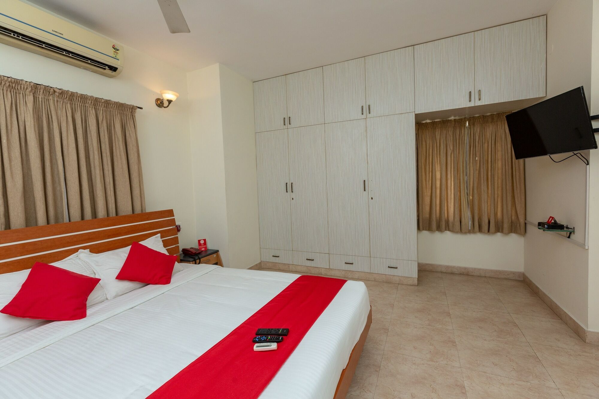 Oyo 23202 Cute Orange Service Apartments Chennai Exterior photo