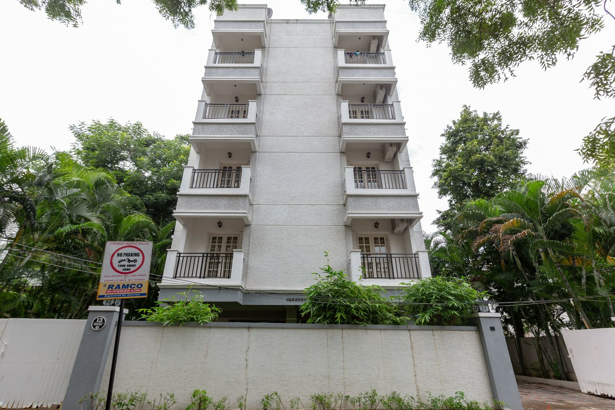 Oyo 23202 Cute Orange Service Apartments Chennai Exterior photo